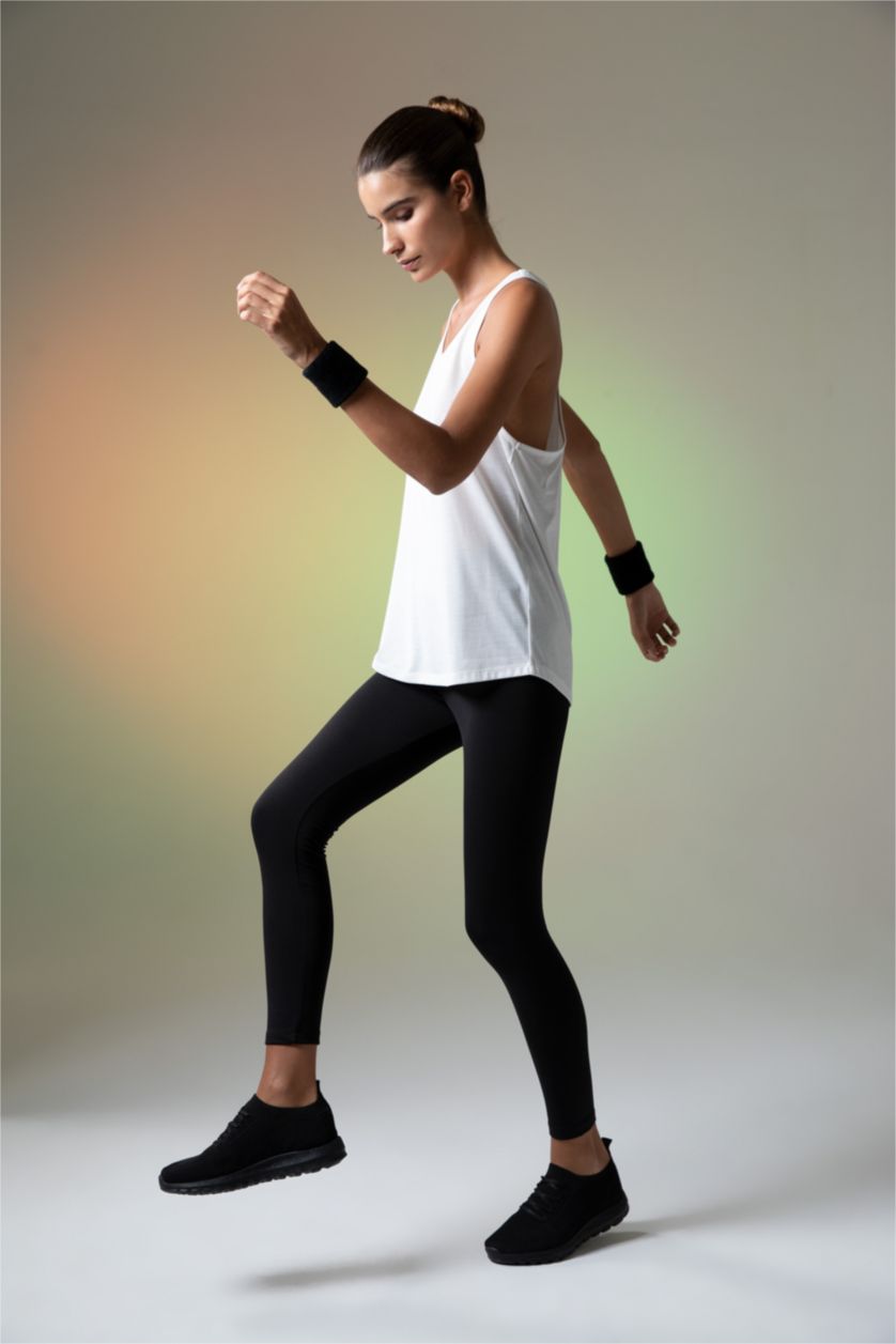 WOMAN Ecru Defacto Fit Standard Fit Crew Neck Singlet