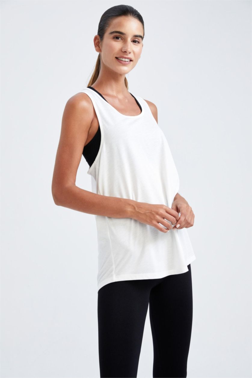 WOMAN Ecru Defacto Fit Standard Fit Crew Neck Singlet