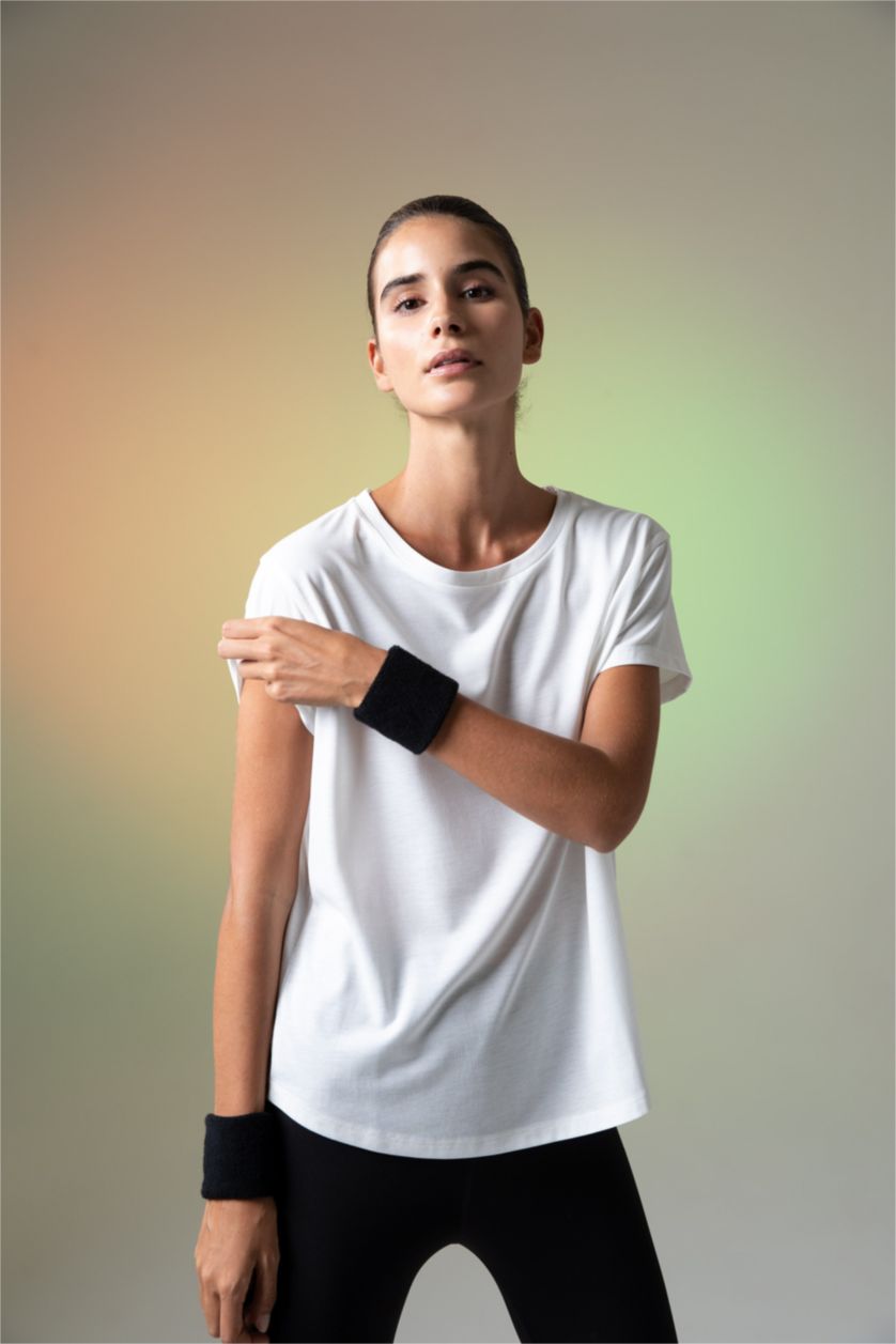 WOMAN Ecru Defacto Fit Comfort Fit Crew Neck Short Sleeved T-Shirt