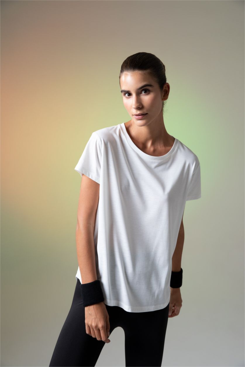 WOMAN Ecru Defacto Fit Comfort Fit Crew Neck Short Sleeved T-Shirt