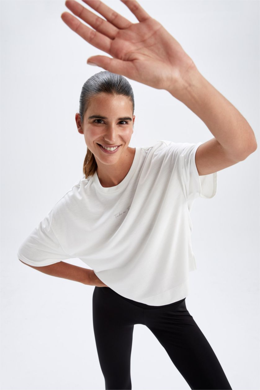 WOMAN Ecru Defacto Fit Crew Neck Short Sleeve T-Shirt