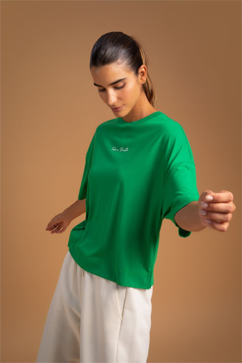 WOMAN Green Defacto Fit Crew Neck Short Sleeve T-Shirt