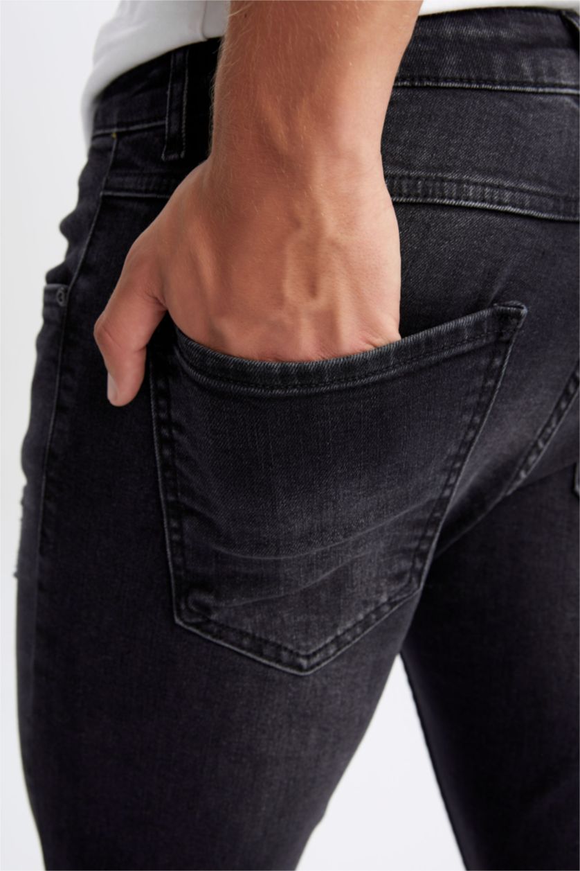 رجالي أسود بنطلون جينز سكيني فيت بتفاصيل ممزقة