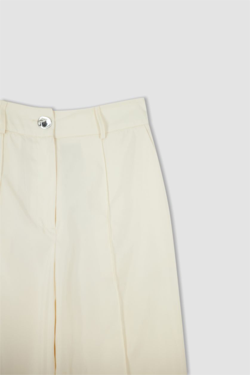 FEMME Beige Pantalon Palazzo Touché Privé X Defacto