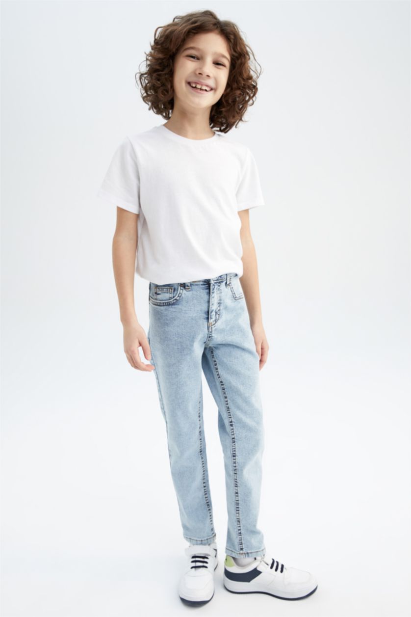 أولاد أزرق فاتح بنطلون جينز ولادي سليم فيت