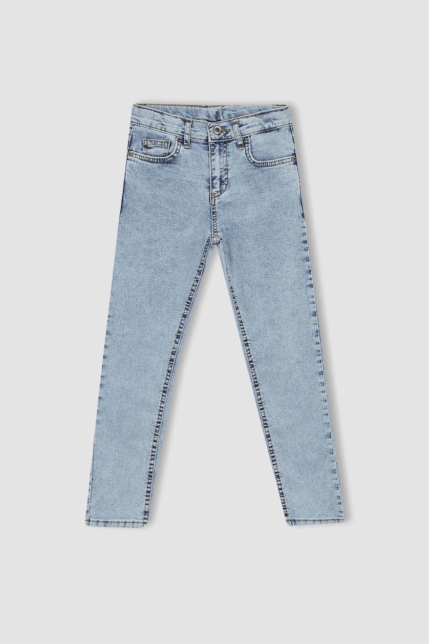 أولاد أزرق فاتح بنطلون جينز ولادي سليم فيت