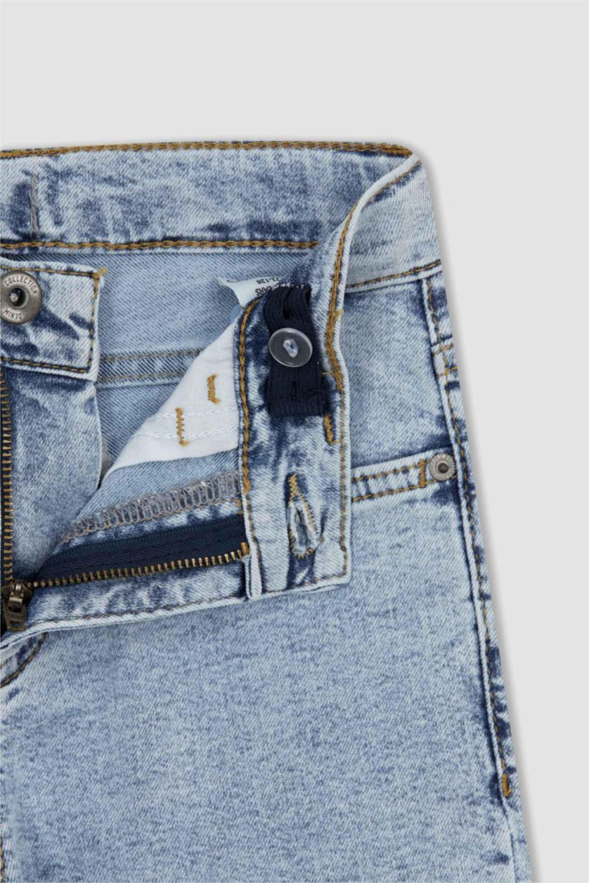 أولاد أزرق فاتح بنطلون جينز ولادي سليم فيت