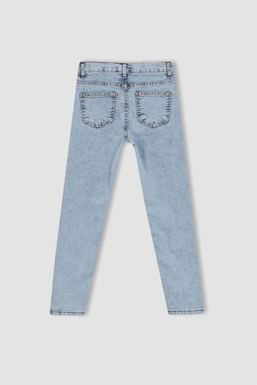 أولاد أزرق فاتح بنطلون جينز ولادي سليم فيت