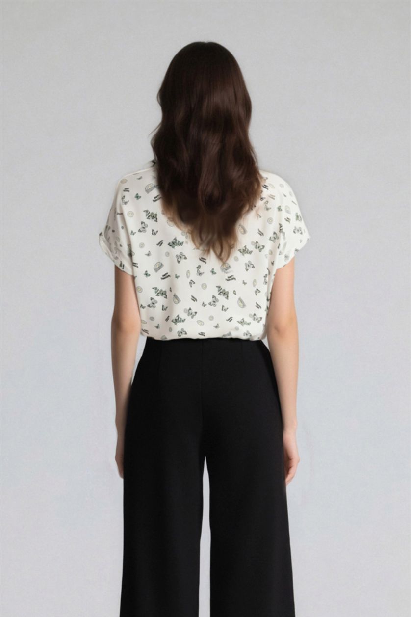 Kadın Yeşil Desenli Viskon Kısa Kollu Gömlek