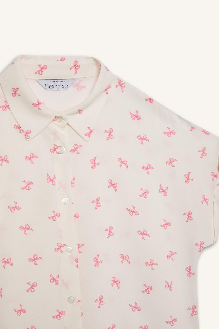 Kadın Açık Pembe Desenli Viskon Kısa Kollu Gömlek