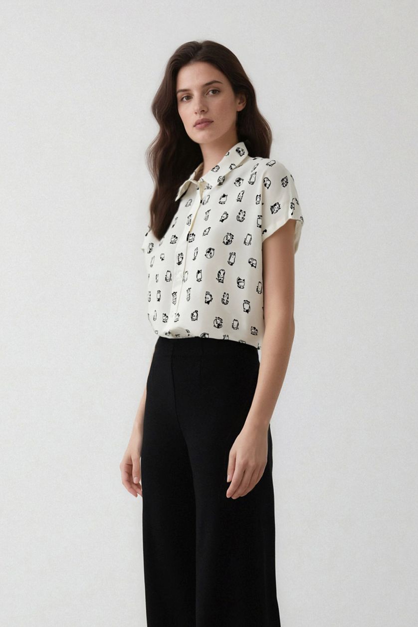 حريمي اوف وايت قميص نص كم فيسكوز قصة عادية