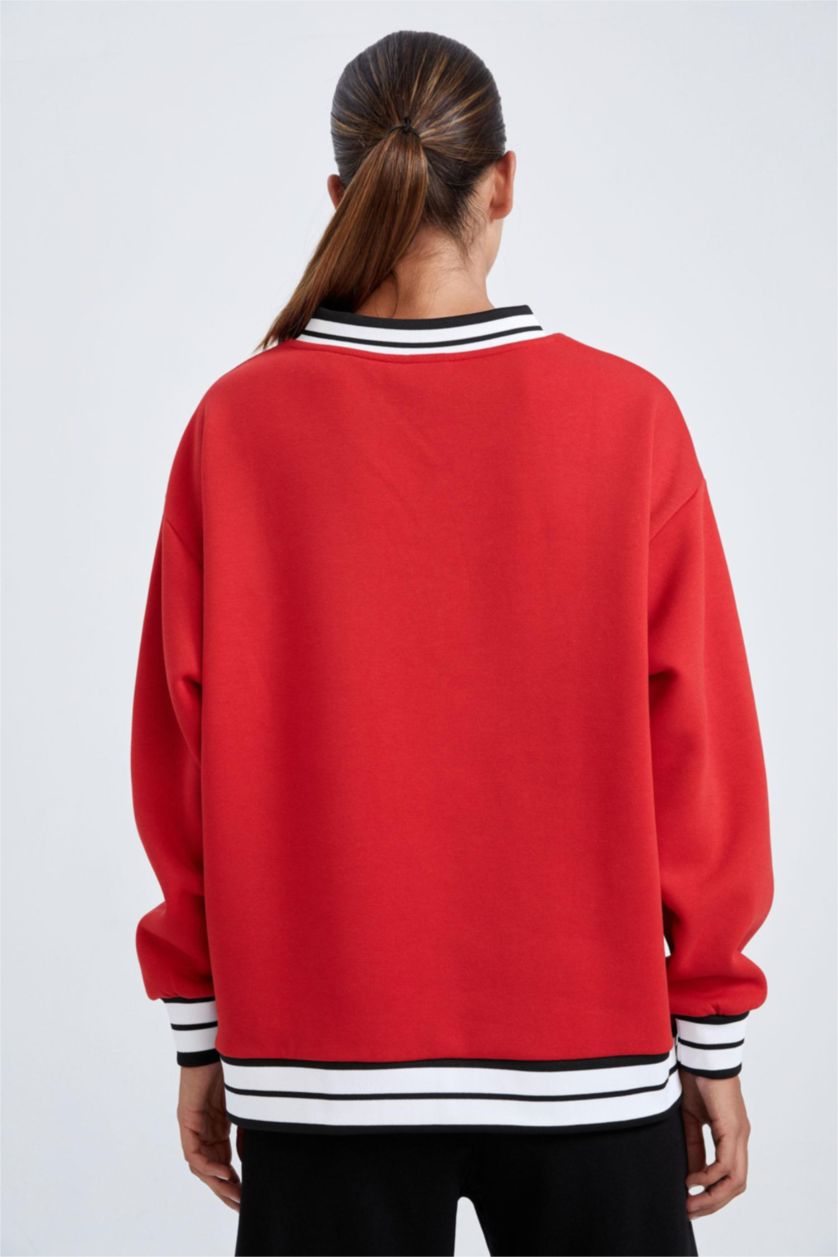 WOMAN Red DeFactoFit NBA Miami Heat Oversize Fit V-Neck Sweatshirt