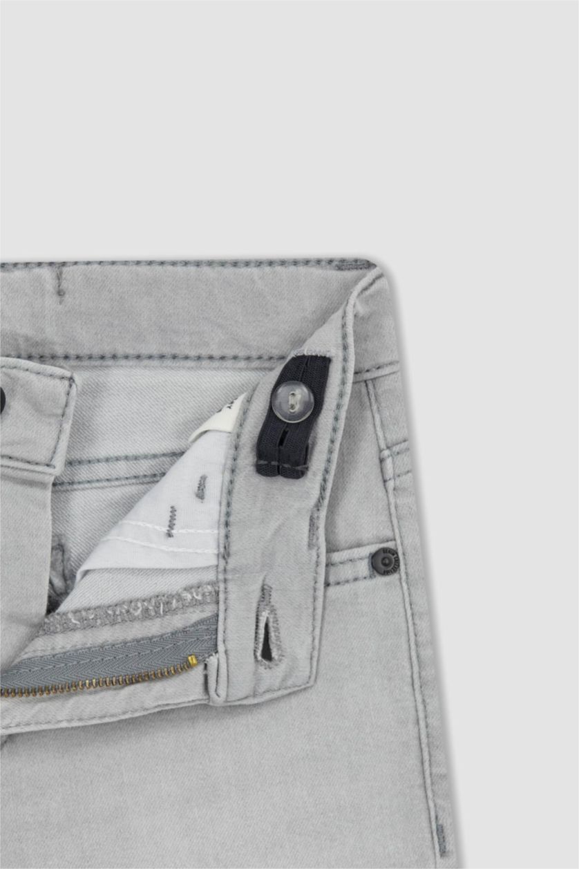 BOYS & TEENS Light Grey Boy Slim Fit Jeans