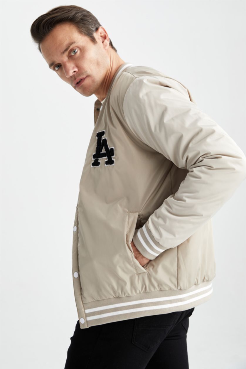 Man Beige Puffer Jacket