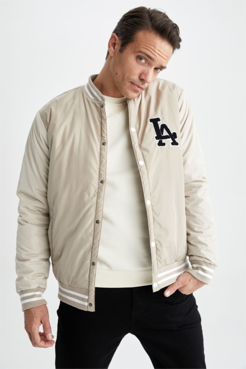 Man Beige Puffer Jacket