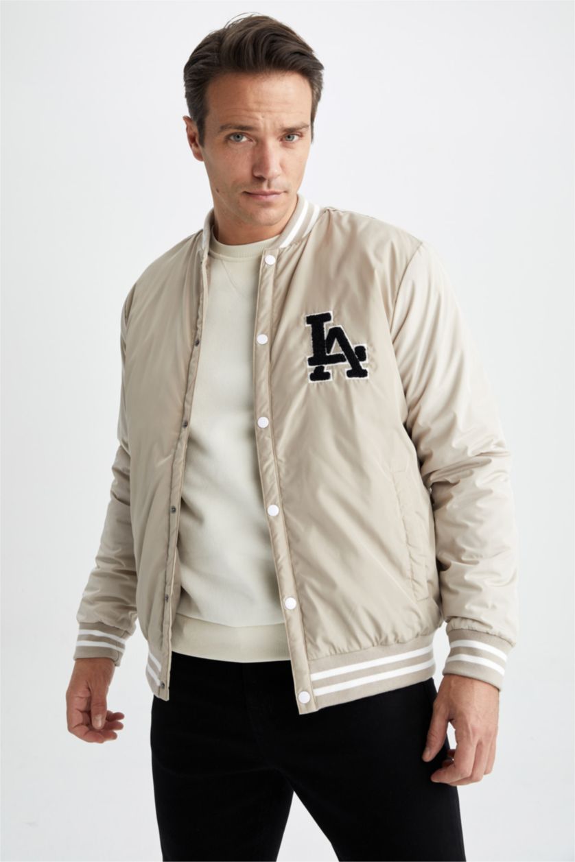 Man Beige Puffer Jacket