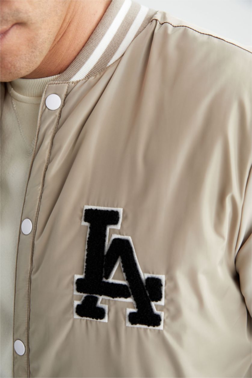 Man Beige Puffer Jacket