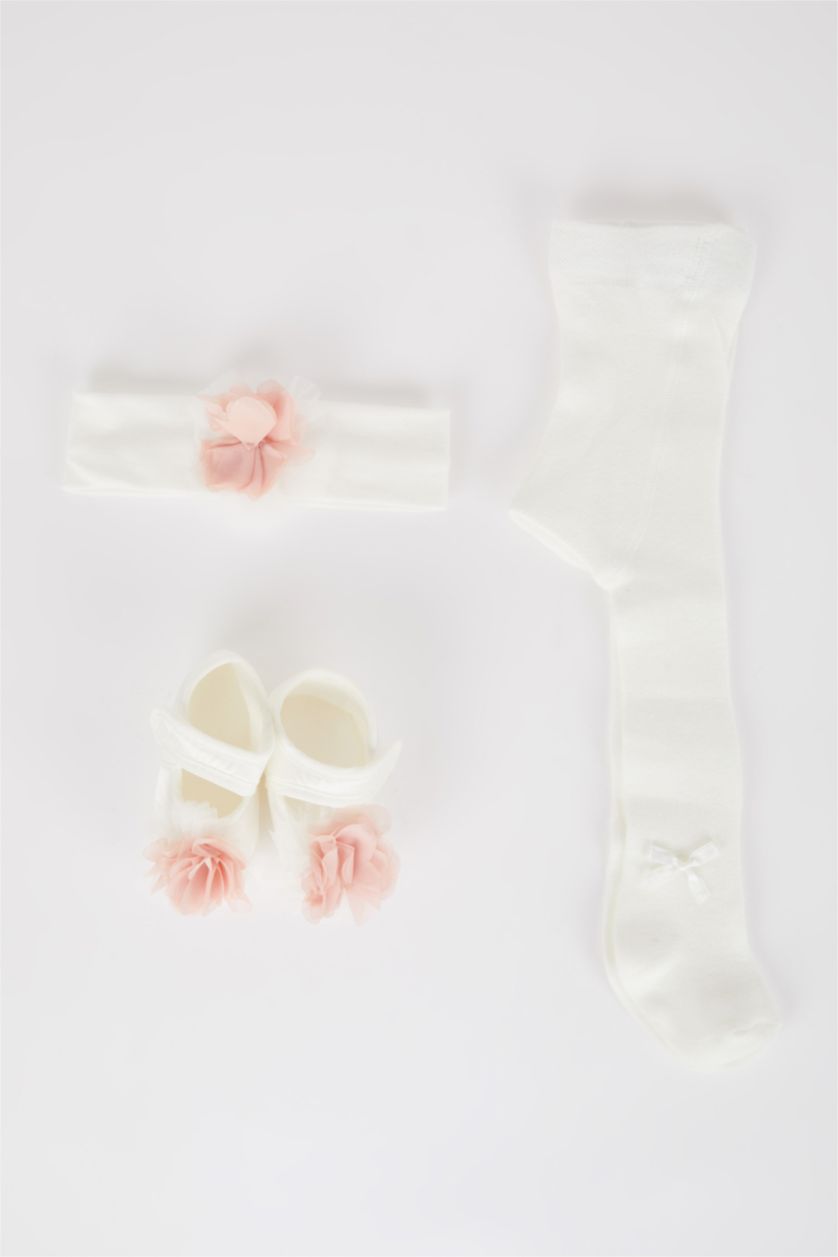 BABY GIRL Ecru 3 piece Standard Fit Set