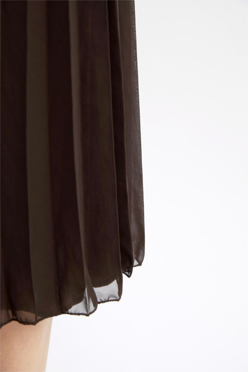 نساء بني تنورة ميدي شيفون بكسرات بخصر مطاطي قصة A