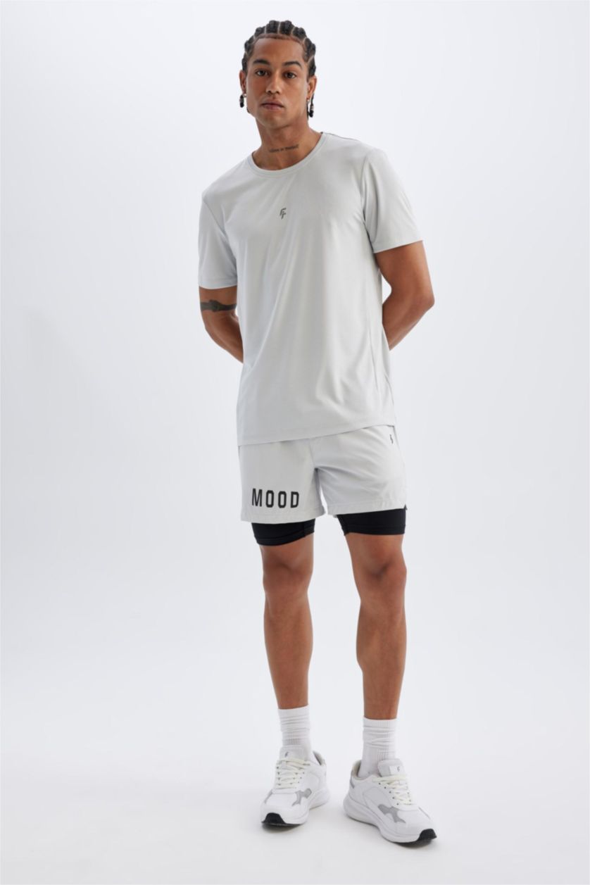 Erkek Taş Slim Fit Dar Kesim Fermuarlı Telefon Cepli Sporcu Taytlı Şort