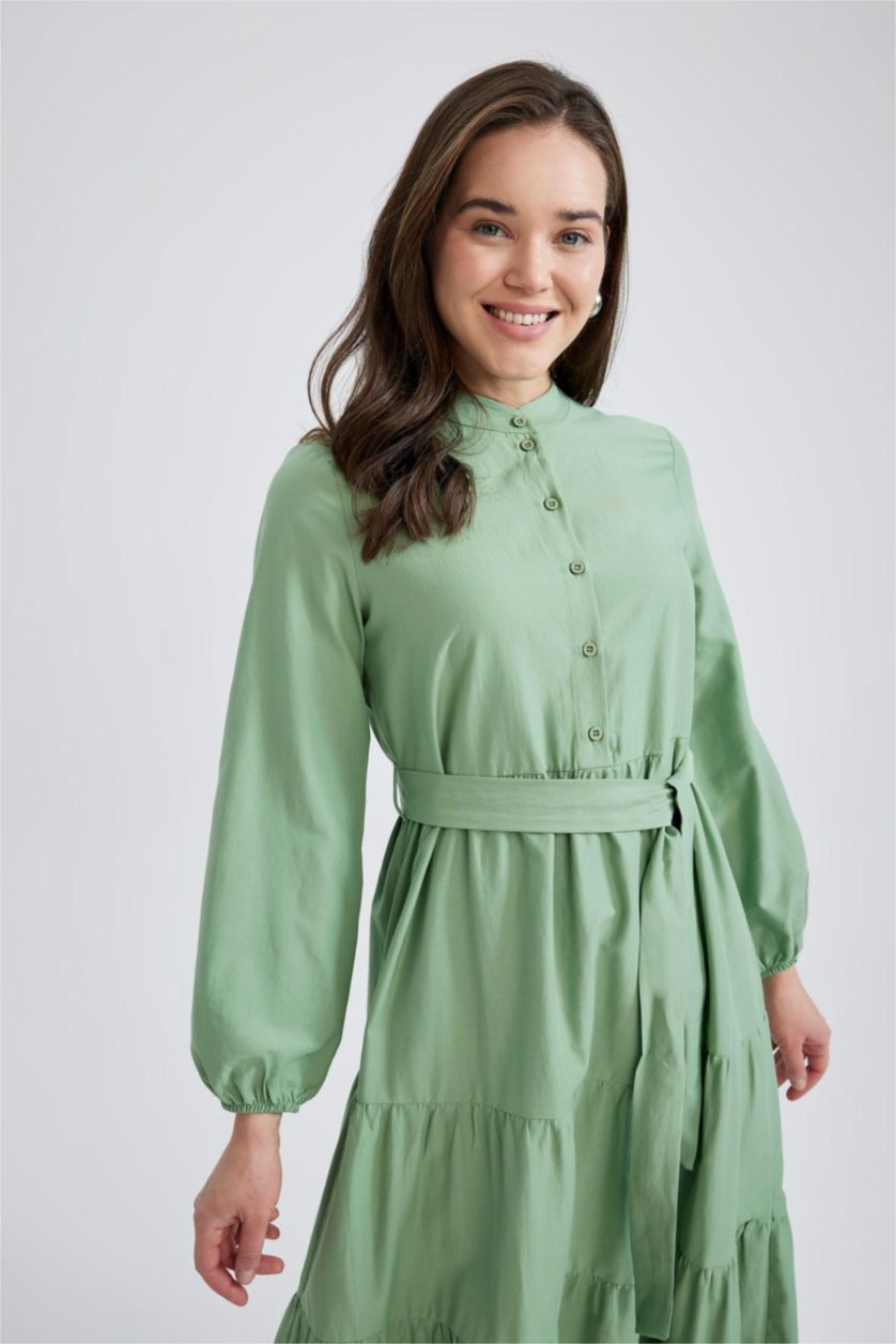 حريمي أخضر فستان ماكسي بيزك برقبة مستديرة بحزام