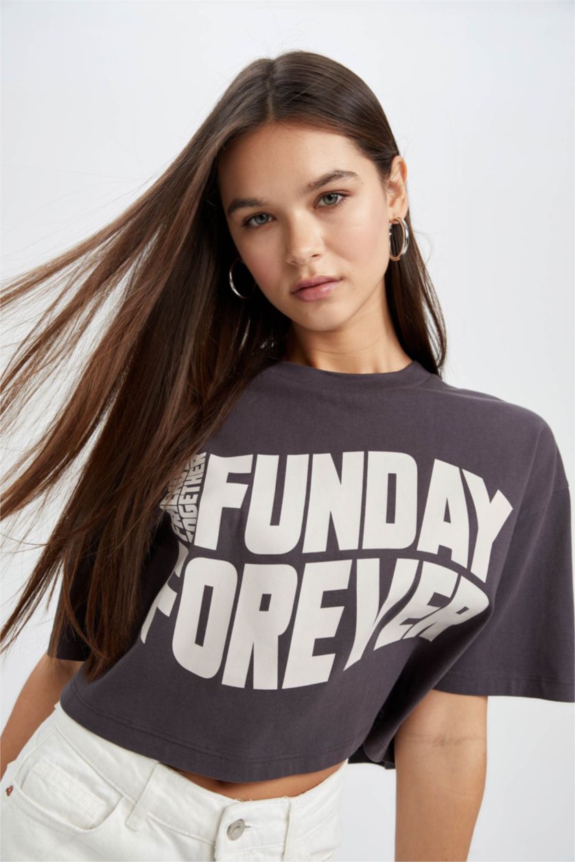 FEMME Anthracite T-shirt à manches courtes Coupe Oversize