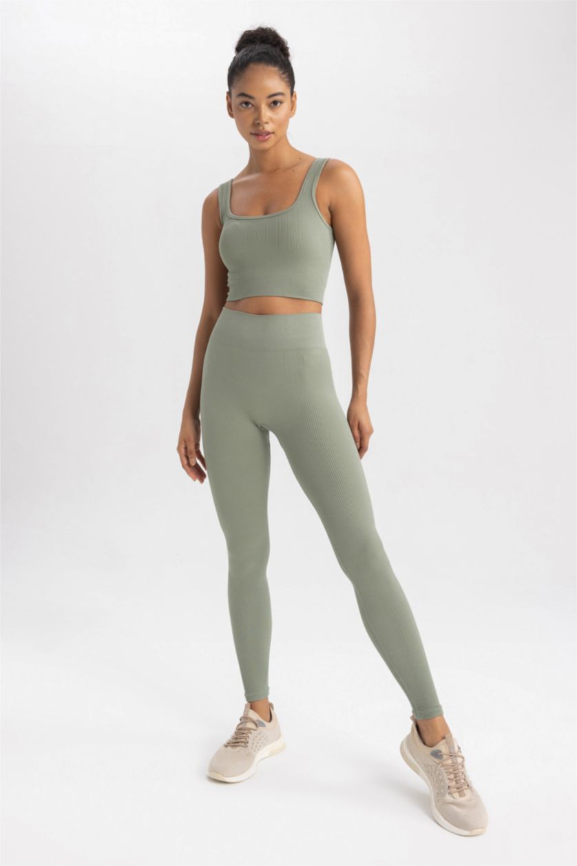 حريمي كاكي فاتح بنطلون ليجن من DeFactoFit