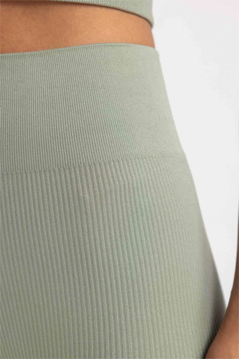 حريمي كاكي فاتح بنطلون ليجن من DeFactoFit