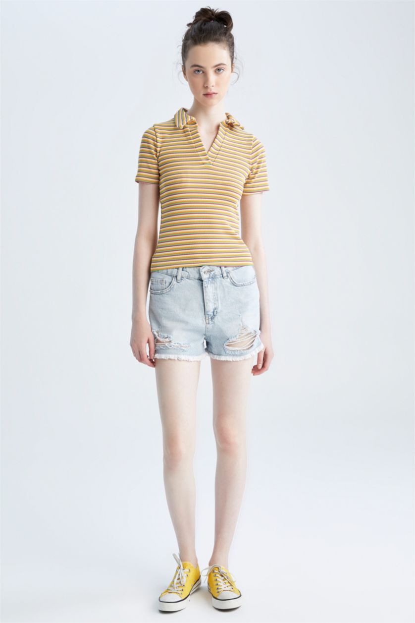 WOMAN White Slim Fit Short Sleeve T-Shirt
