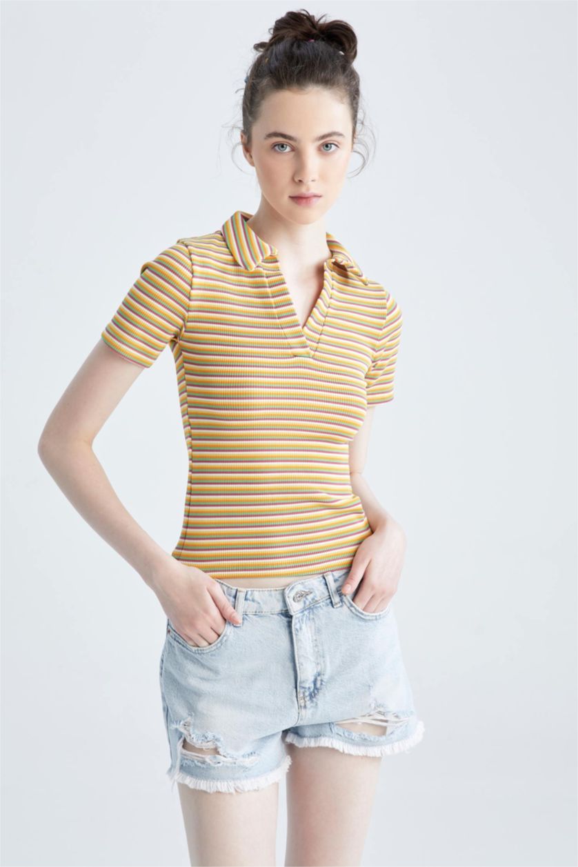 WOMAN White Slim Fit Short Sleeve T-Shirt