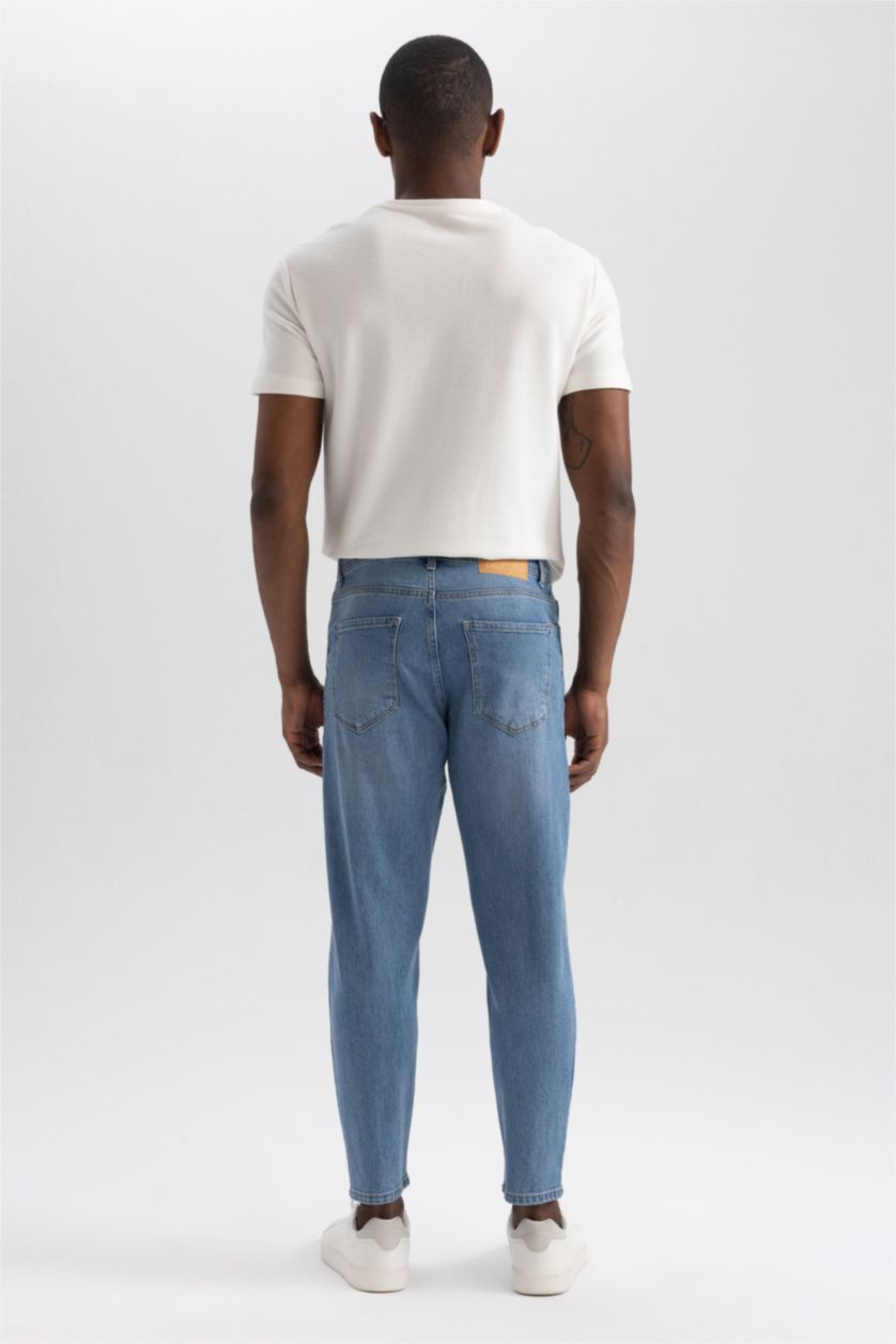 Man Light Blue Slim Comfort Fit Normal Waist Narrow Leg Jeans