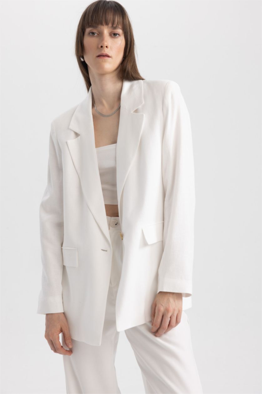 حريمي اوف وايت بليزر ابيض من مزيج الكتان اوفر سايز