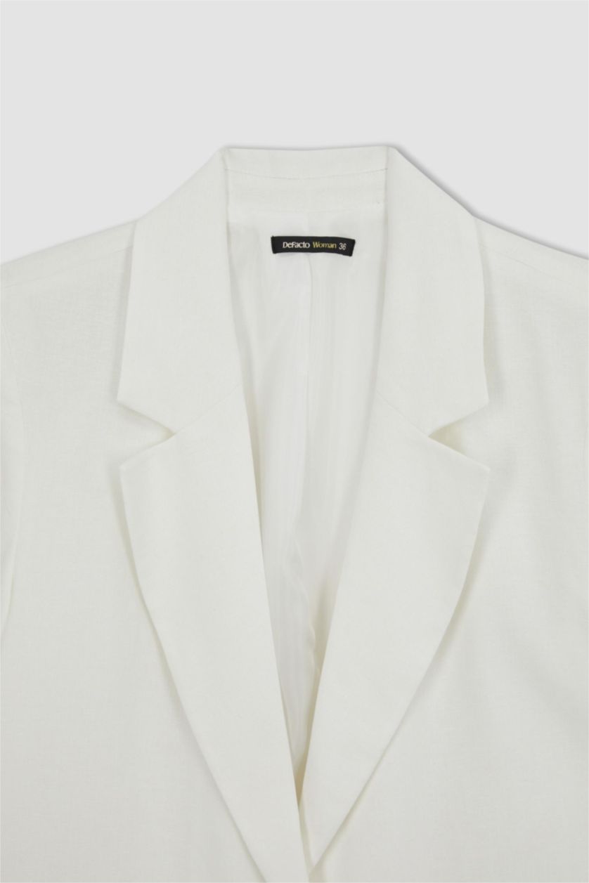 حريمي اوف وايت بليزر ابيض من مزيج الكتان اوفر سايز