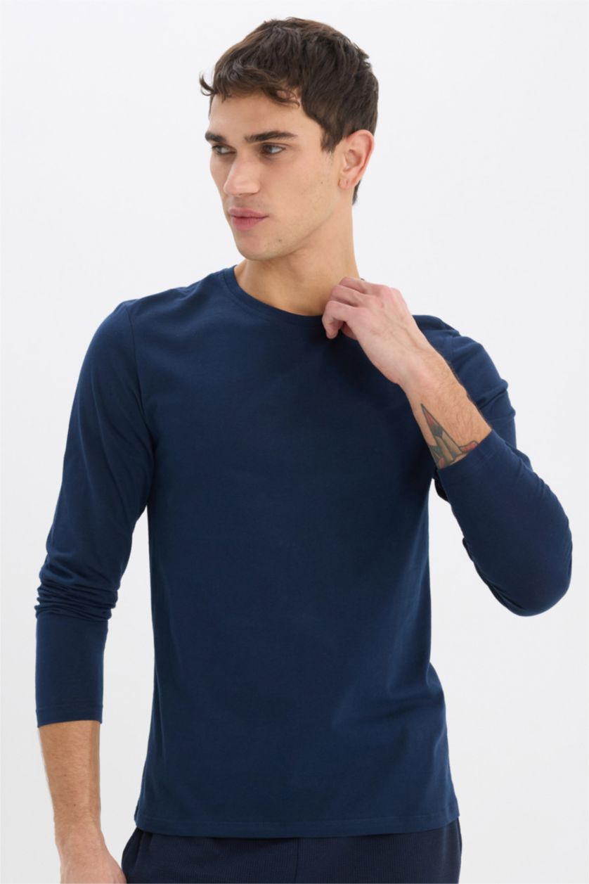 Man NAVY Slim Fit Long Sleeve Knitted Tops