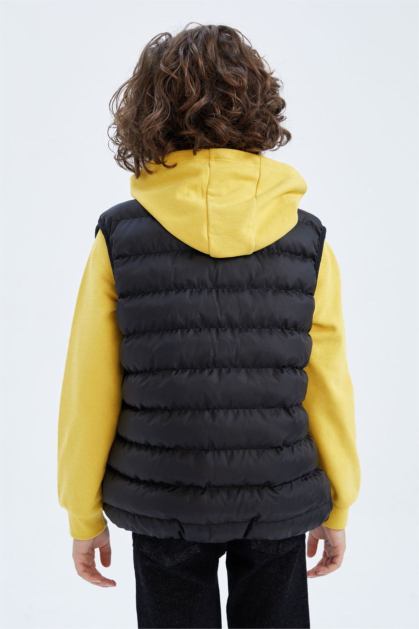 Young Boys - Teen Boys Black Boys Water Repellent Stand Collar Inflatable Vest