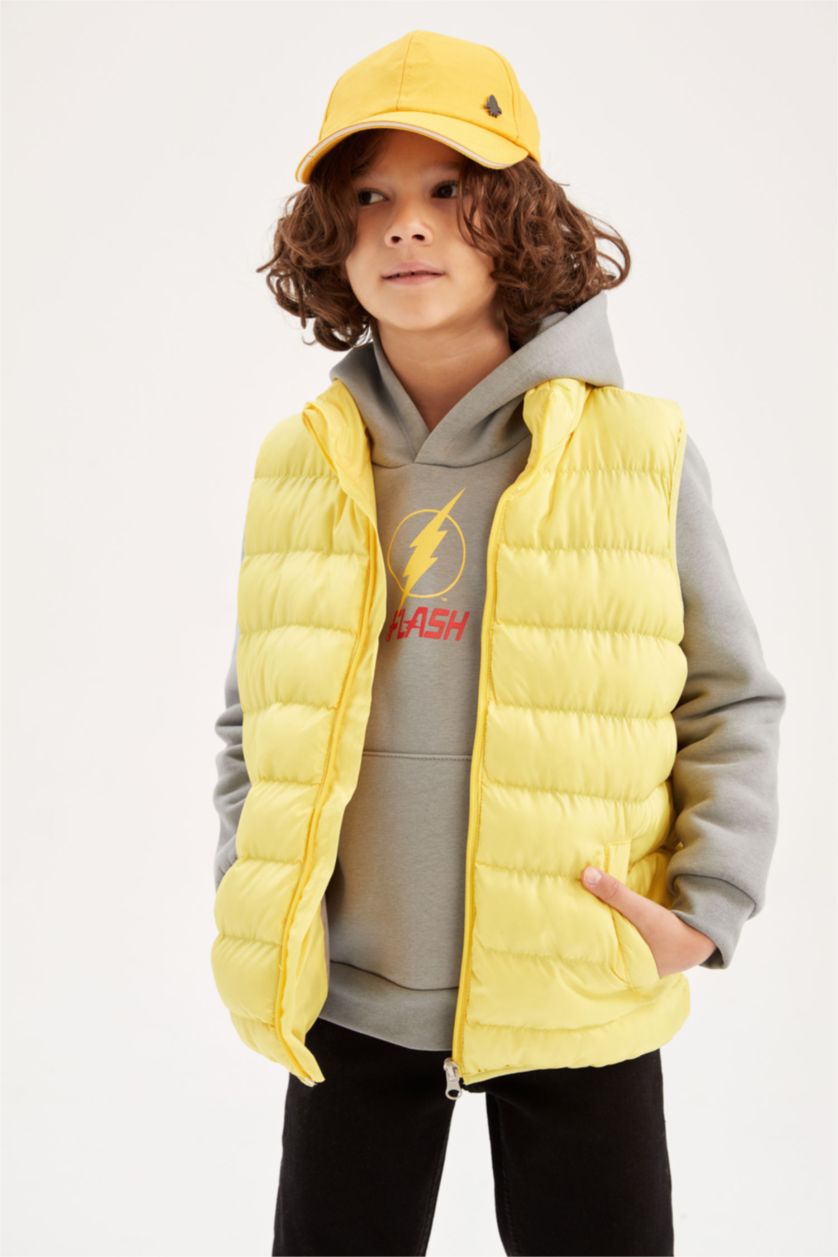 BOYS & TEENS Yellow فيست قصة عادية