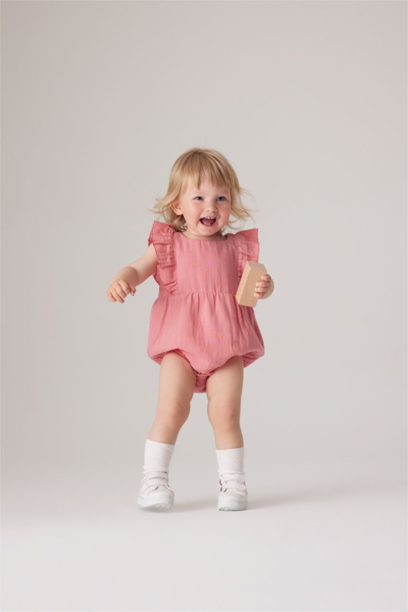 طفلة صغيرة وردي فاتح جمبسوت بناتي موسلين