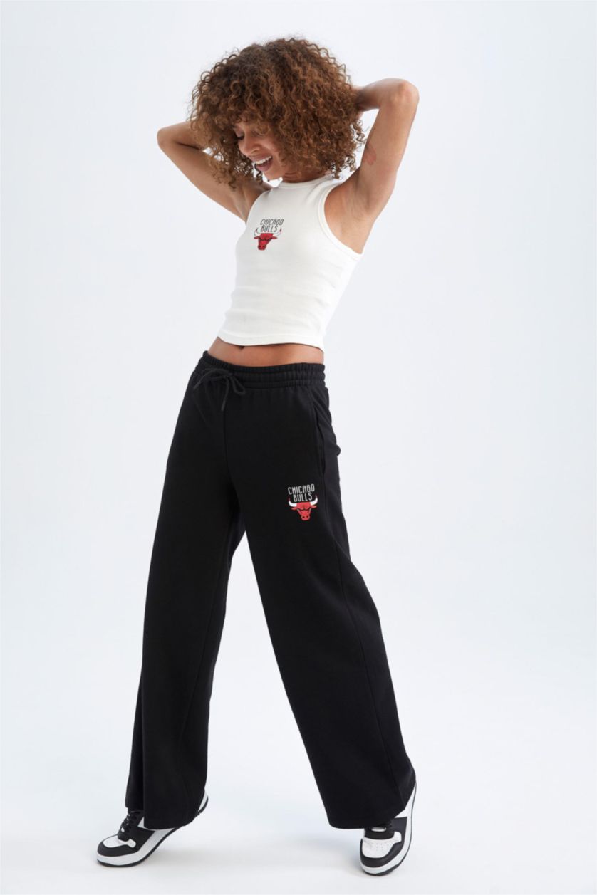 WOMAN Black Defacto Fit NBA Chicago Bulls Wide Leg Sweatpants