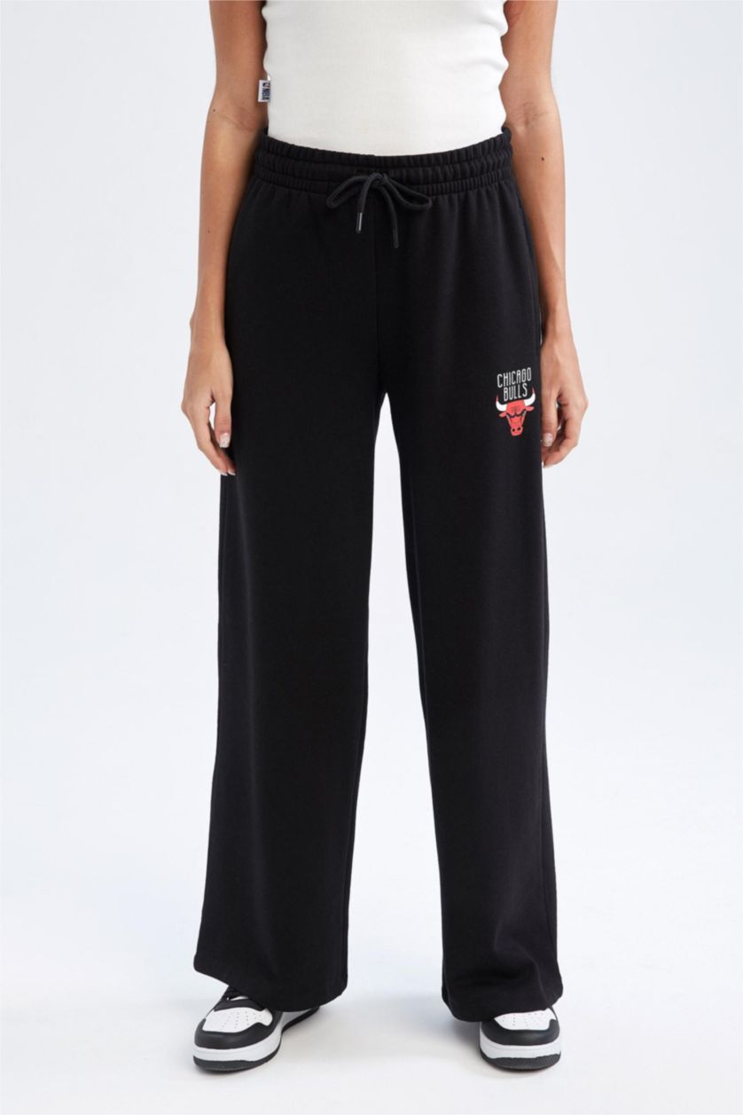 WOMAN Black Defacto Fit NBA Chicago Bulls Wide Leg Sweatpants