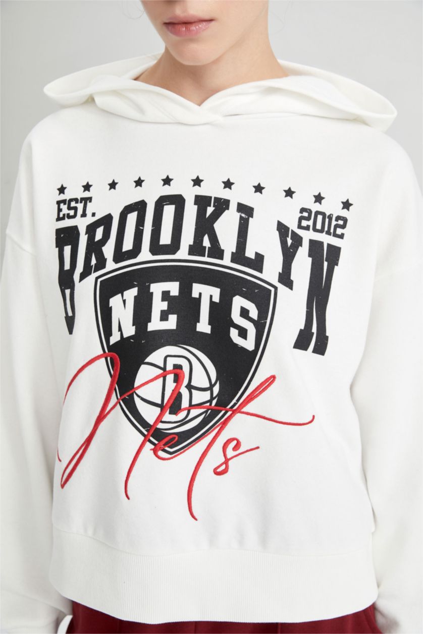 WOMAN Ecru Defacto Fit NBA Brooklyn Nets Hoodie Sweatshirt