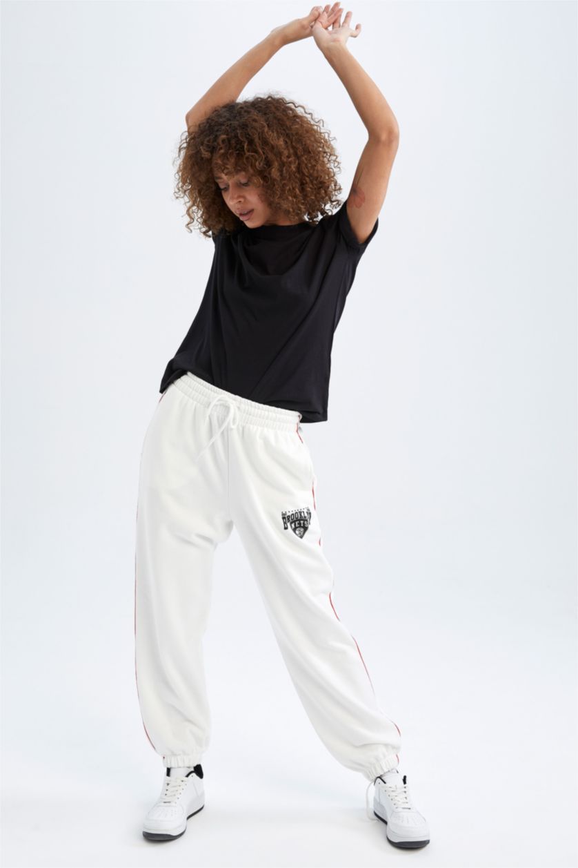 FEMME Écru Nba Brooklyn Nets Pantalon De Survêtement Coupe Oversize À Bande Élastique