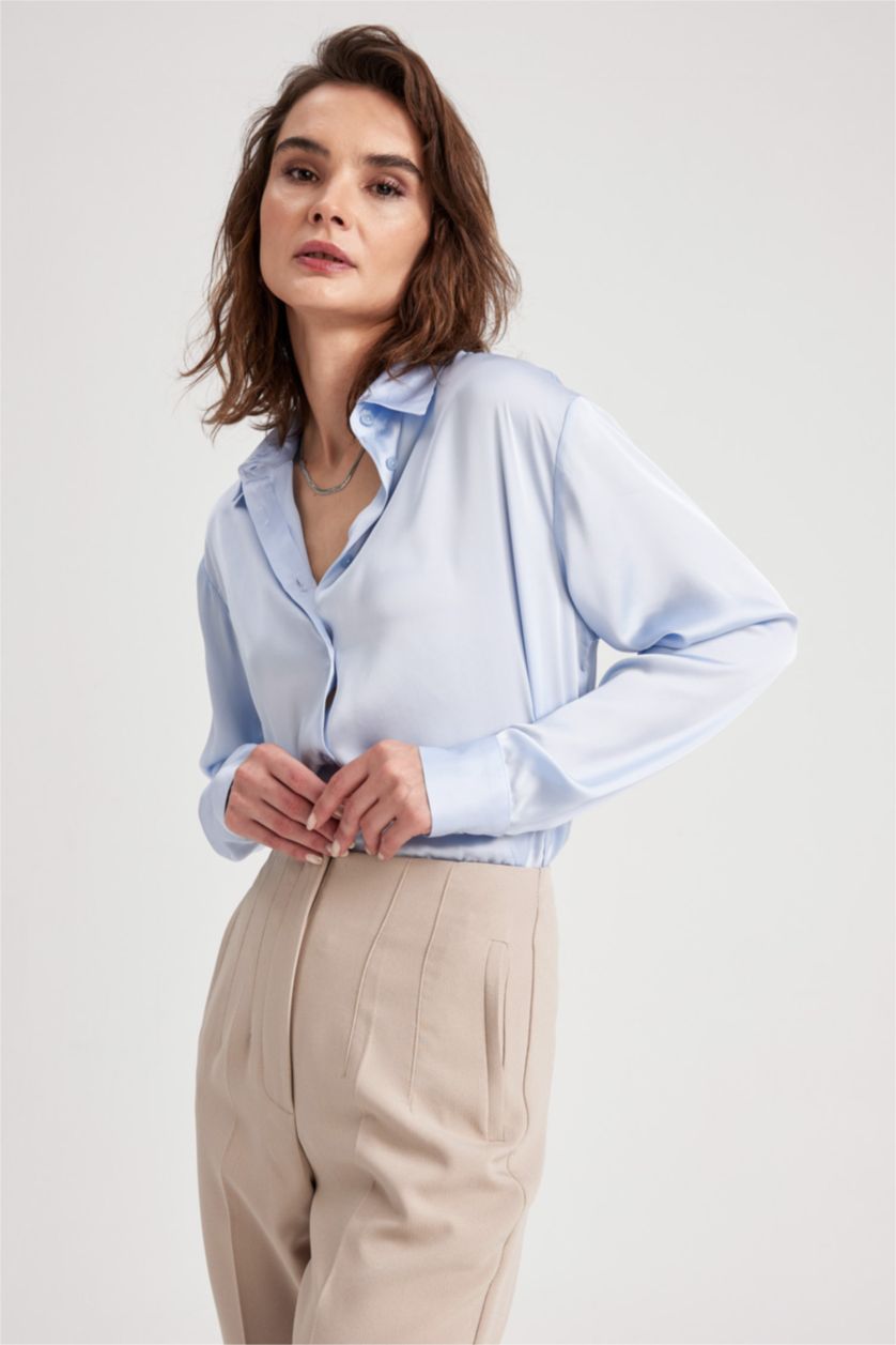 Жіночий Світло синій Сорочка з довгим рукавом стандартного крою із сатину для жінок