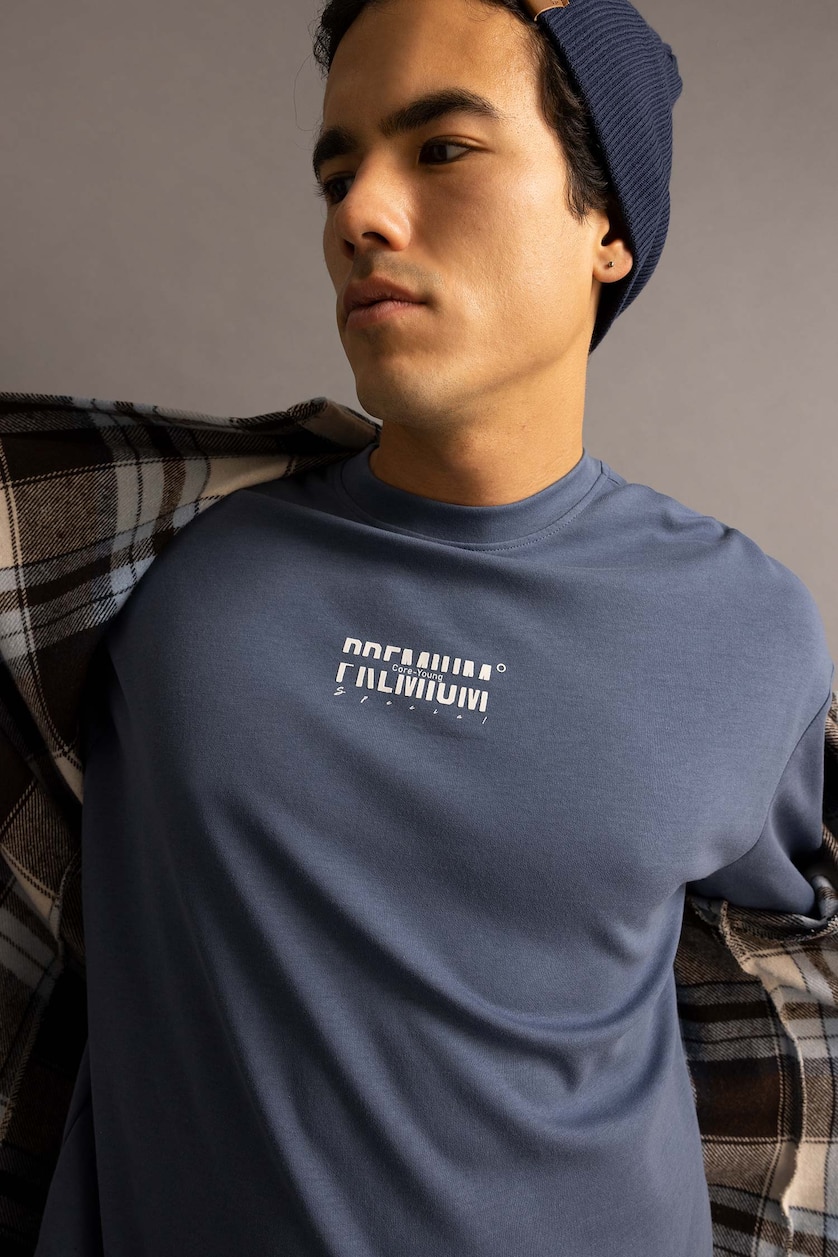 رجال نيلي Comfort Fit Short Sleeve T-Shirt