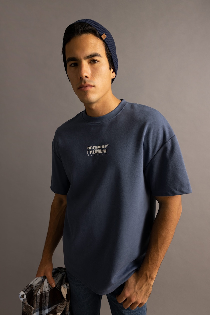 رجال نيلي Comfort Fit Short Sleeve T-Shirt