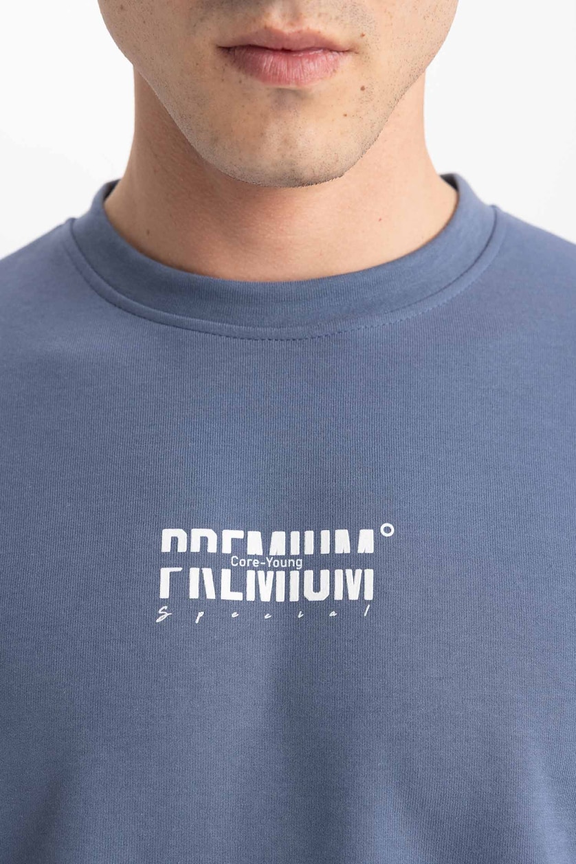 رجال نيلي Comfort Fit Short Sleeve T-Shirt