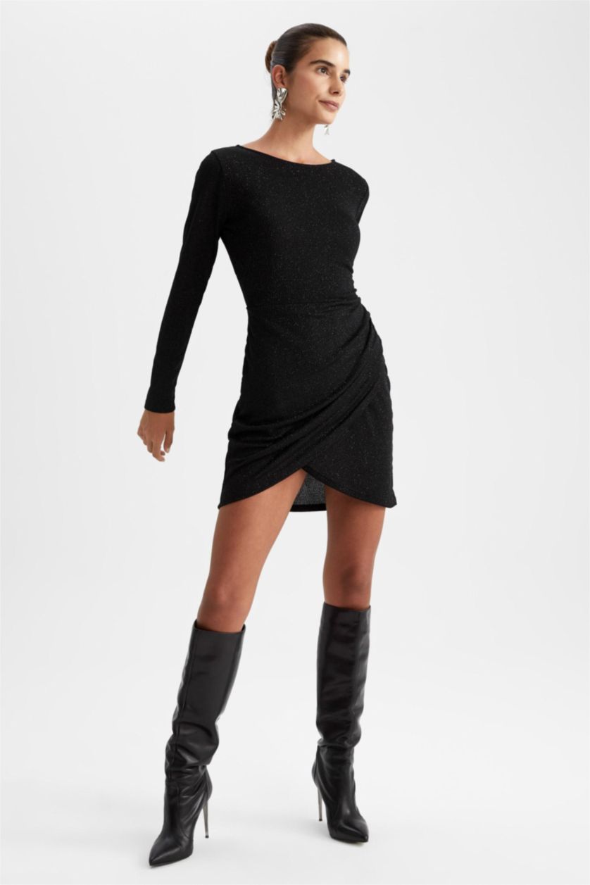 Woman Black Sequined Fabric Mini Dress
