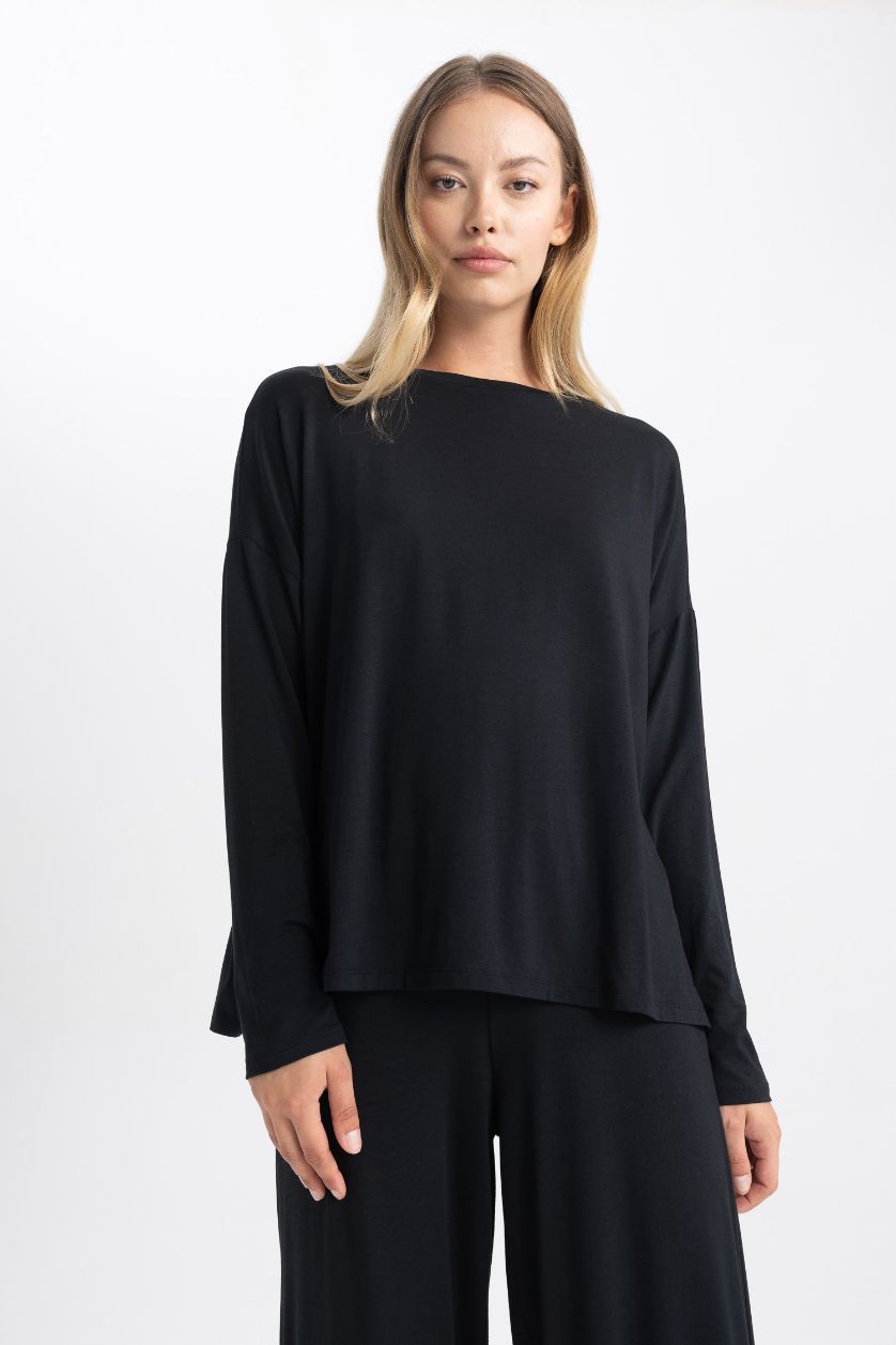 WOMAN Black Fall in Love Bamboo Natural Fiber Pajama Top