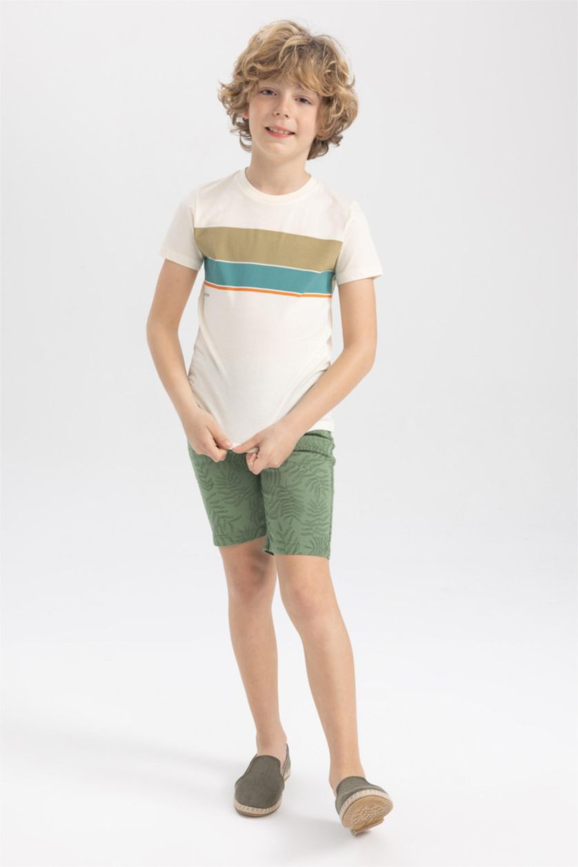 BOYS & TEENS Green Boy Regular Fit Gabardine Shorts