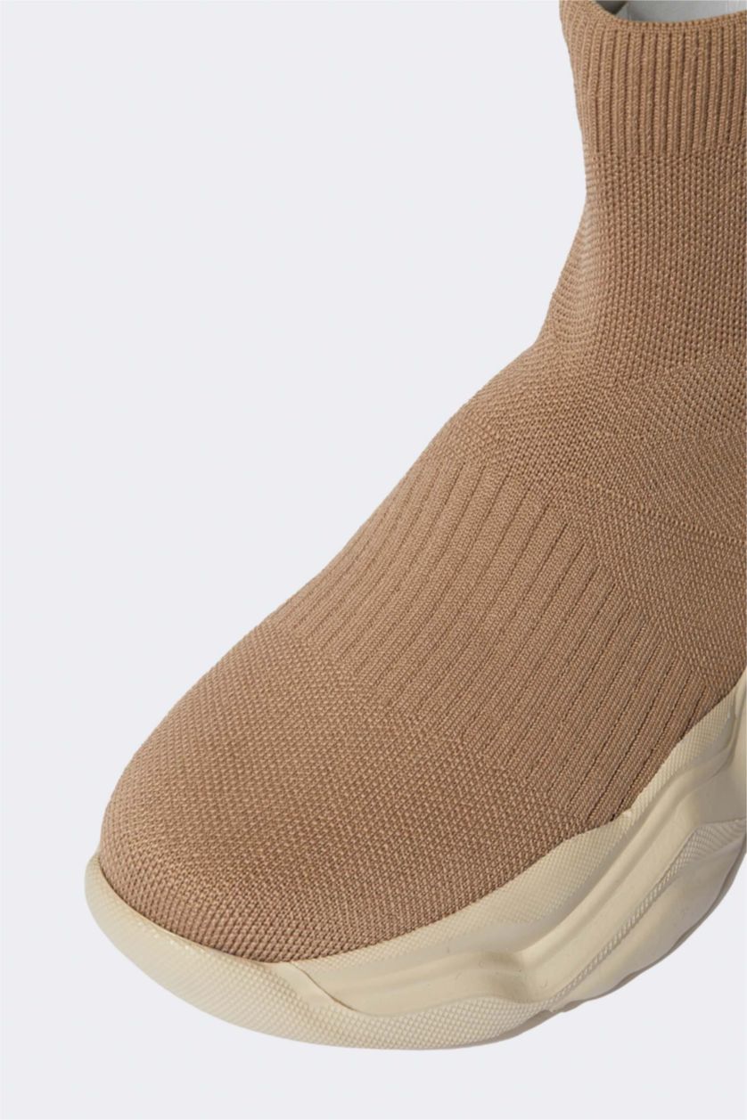 Әйелдерге ашық реңк Әйелдерге күнделікті аяқ киім