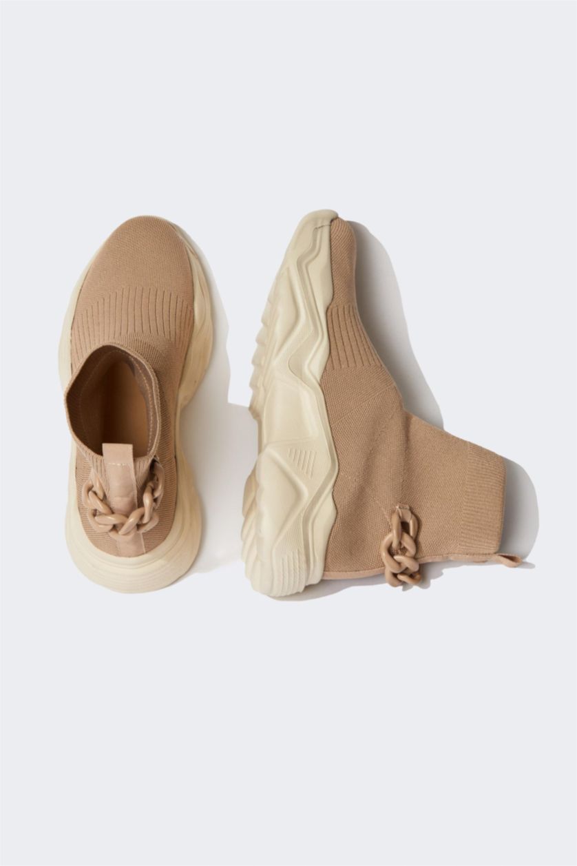 Әйелдерге ашық реңк Әйелдерге күнделікті аяқ киім